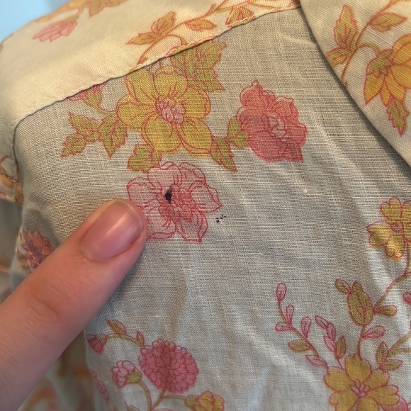 Vintage button down floral blouse - Picture 3 of 6